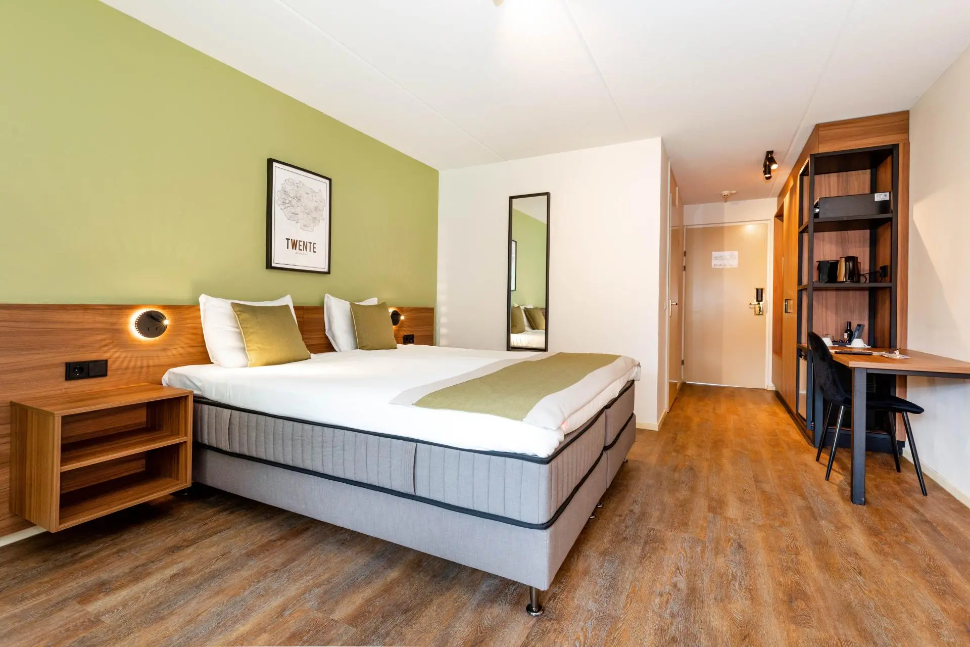 bostuin_andere_kant_Hotel_Herikerberg_Paginabeheer_Bostuin_Kamer__202402131456011[1]